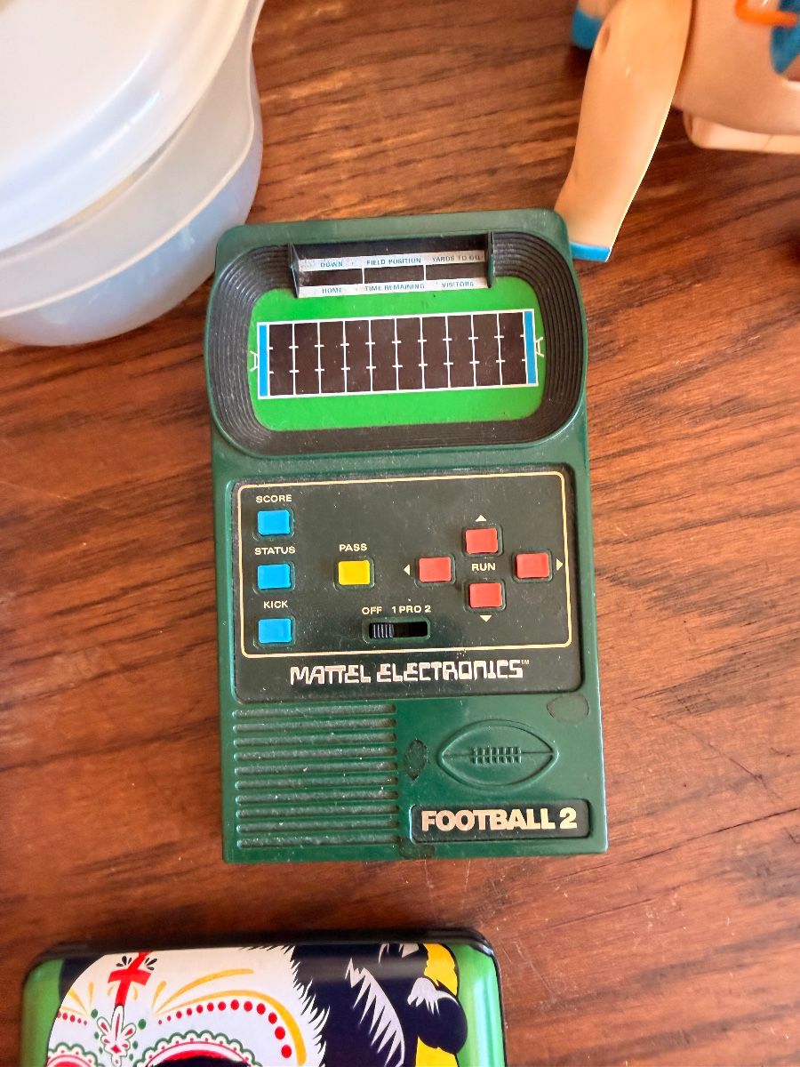 Middle of Arlington Mid-Century Modern Estate Sale by James Major Estate Sales — estate sale item photo 7
