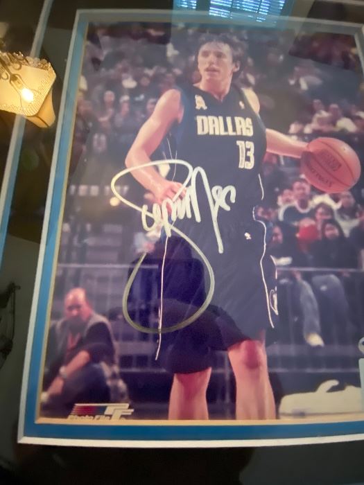 Autographed Dallas Mavericks number 13 photo
