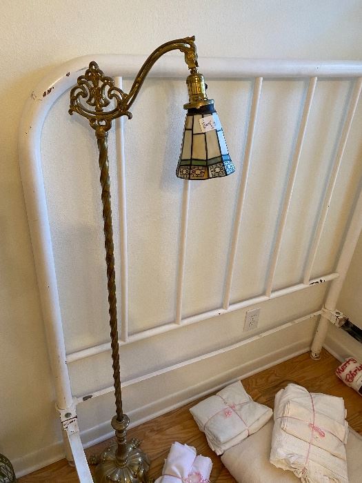 Bridge floor lamp with slag glass shade