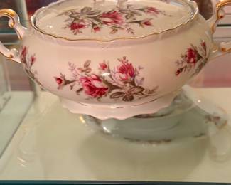 Floral rose pattern china soup tureen