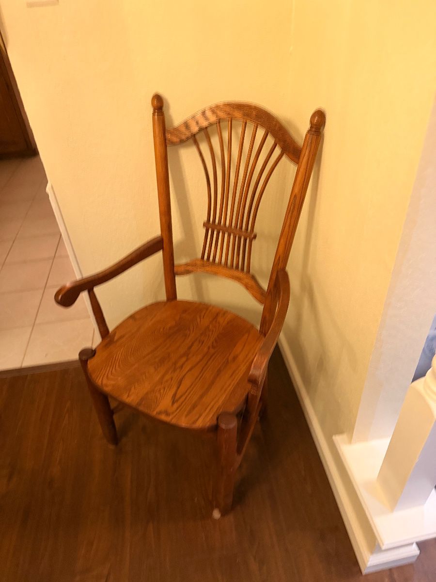 Oak wheat-back armchair