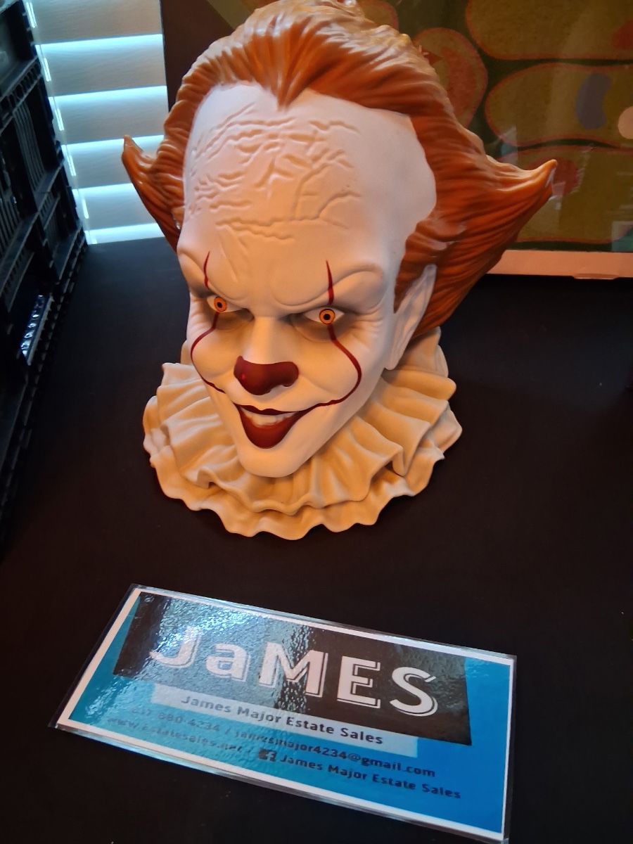 Pennywise clown mask