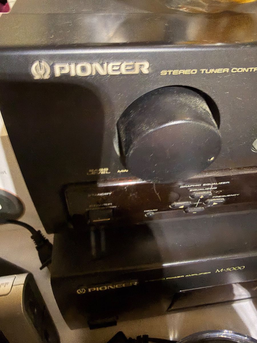 Pioneer stereo tuner