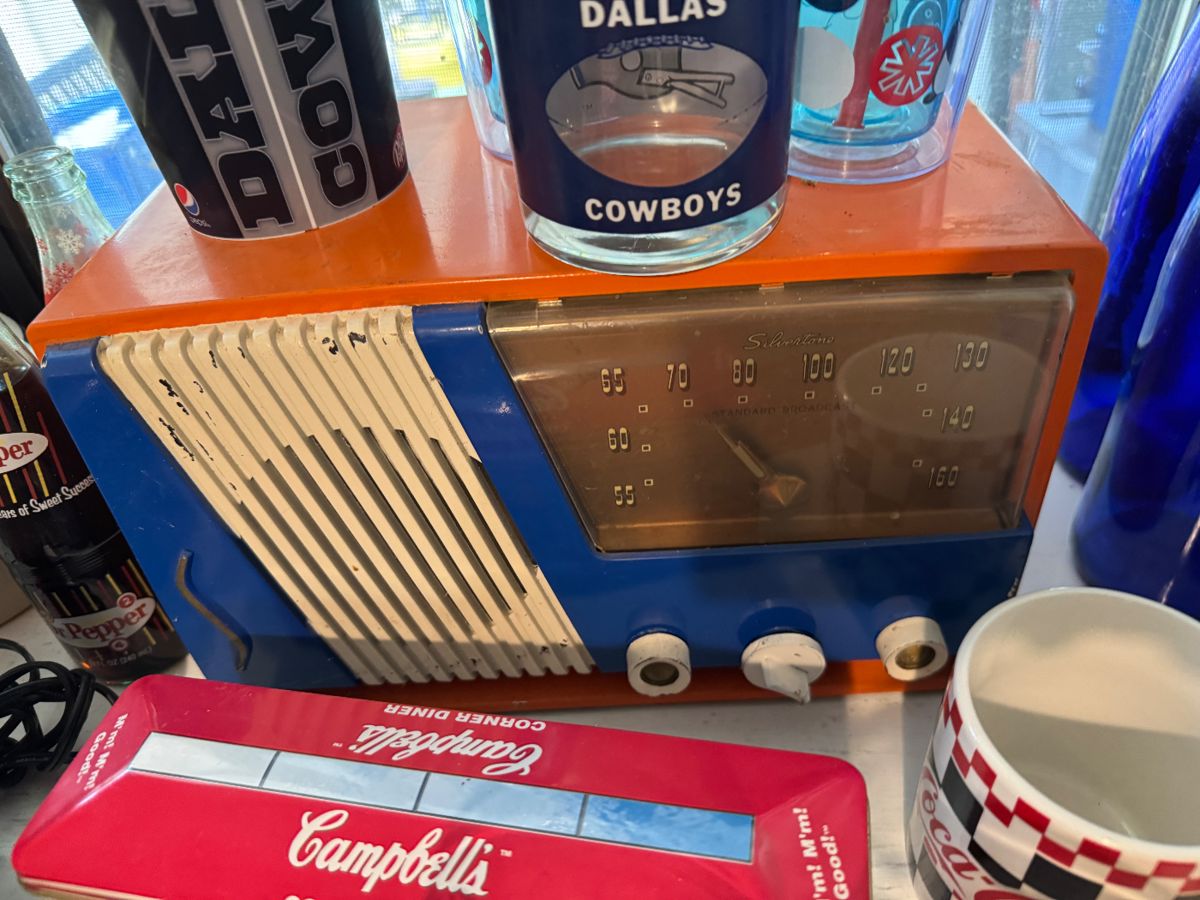 Retro orange and cream radio
