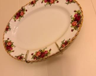 Royal Albert Old Country Roses oval serving platter