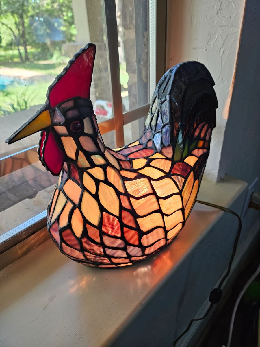 Stained glass rooster lamp