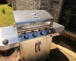 Stainless steel four burner gas grill