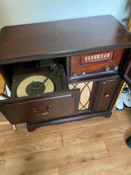Vintage radio and phonograph console cabinet