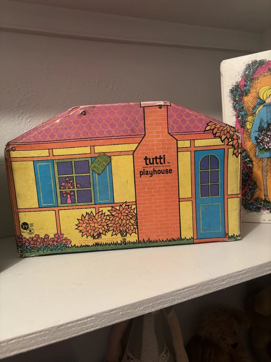 Vintage Tutti Playhouse case